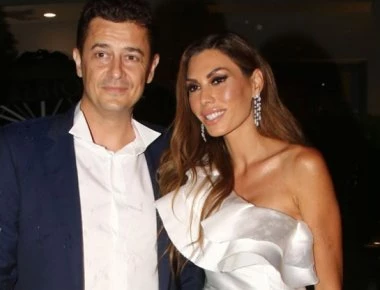 Η πρώτη φωτογραφία από το γάμο του Αντώνη Σρόιτερ με την Ιωάννα Μπούκη (φωτό)